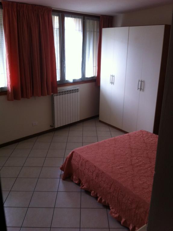 Residence Principessa Clotilde Montecatini Terme Cameră foto