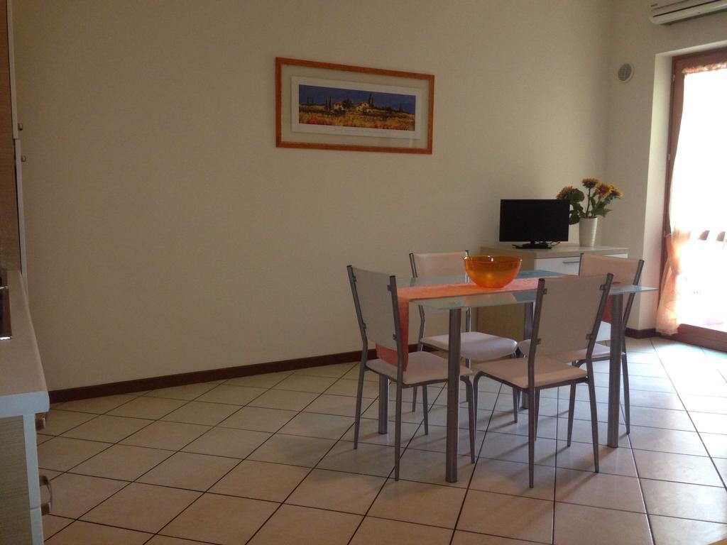 Residence Principessa Clotilde Montecatini Terme Cameră foto